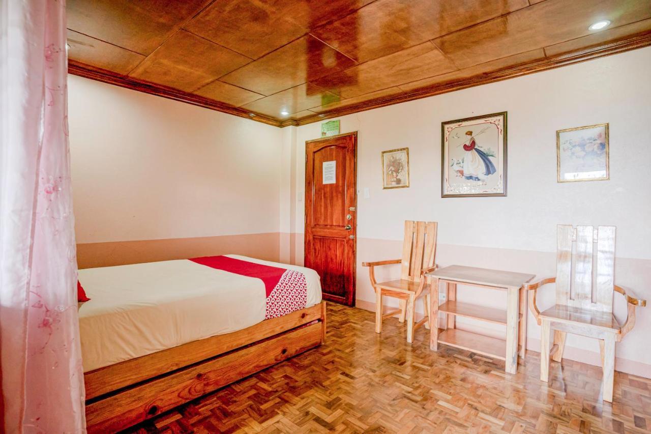 Oyo 760 Tiptop Vacation Homes Baguio City Kültér fotó