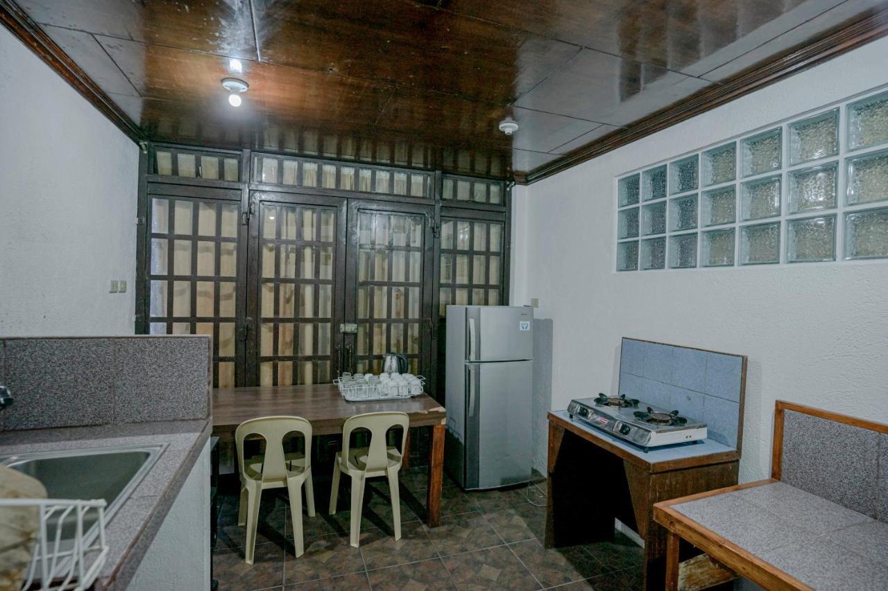 Oyo 760 Tiptop Vacation Homes Baguio City Kültér fotó