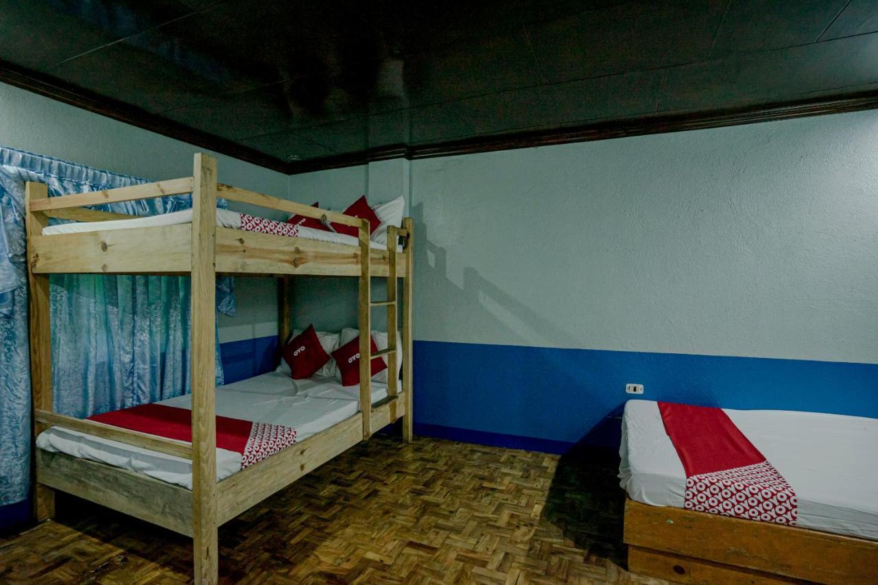 Oyo 760 Tiptop Vacation Homes Baguio City Kültér fotó