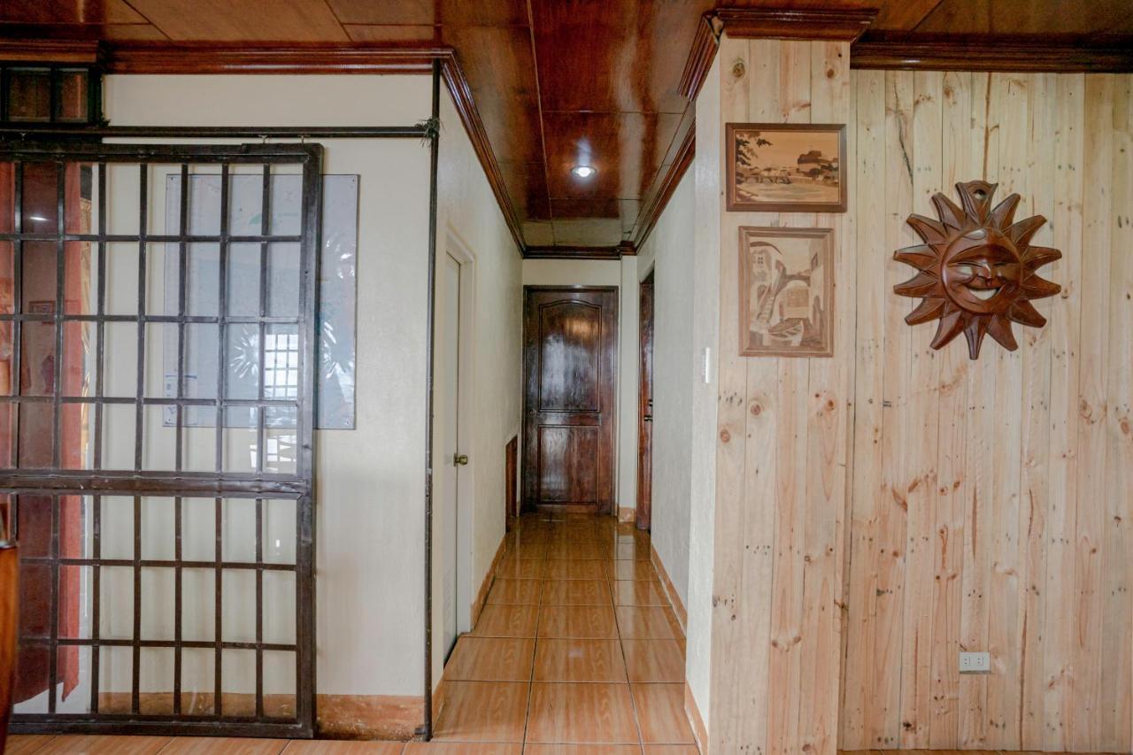 Oyo 760 Tiptop Vacation Homes Baguio City Kültér fotó