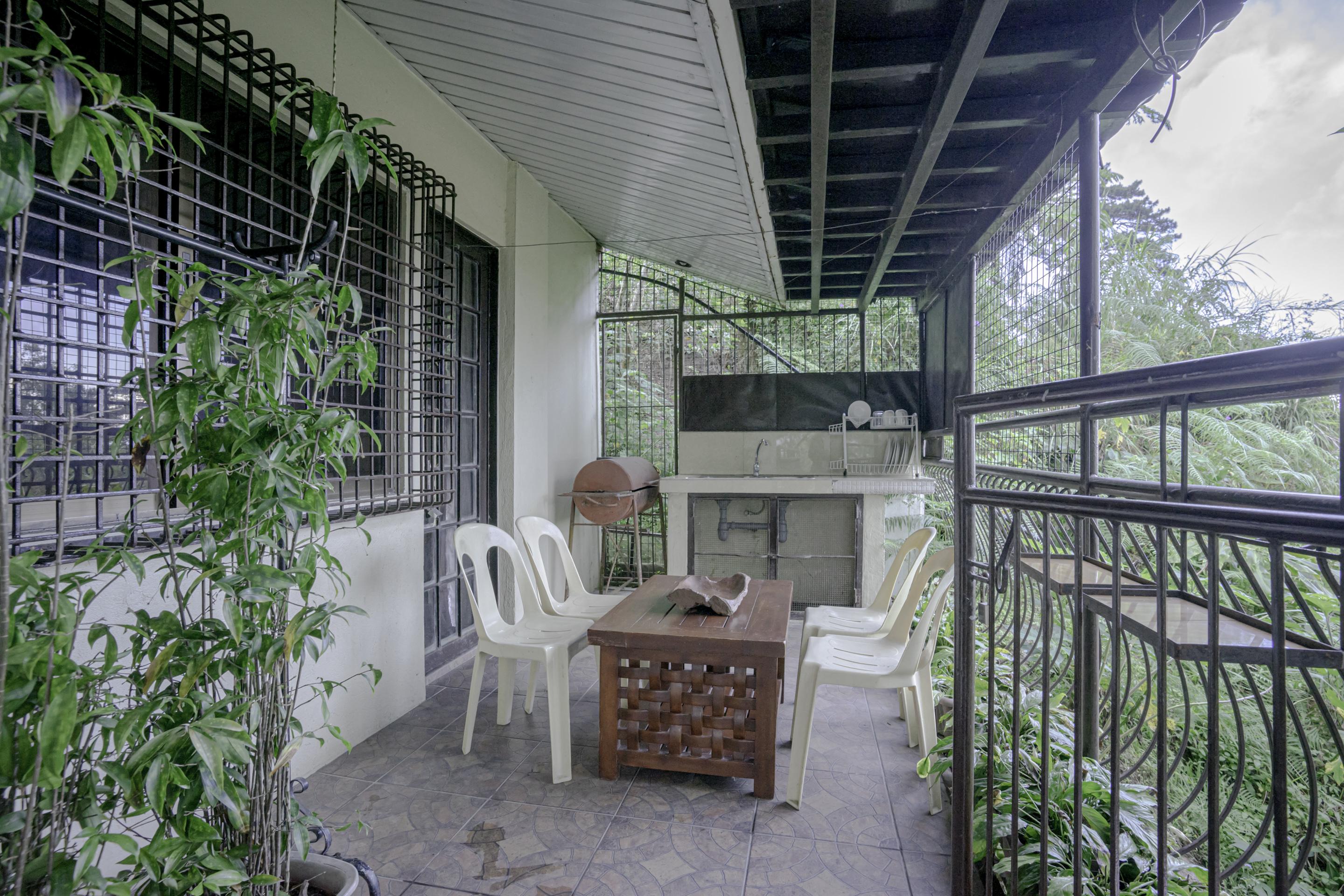 Oyo 760 Tiptop Vacation Homes Baguio City Kültér fotó